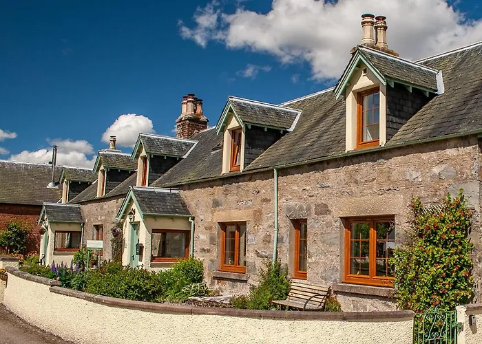 Rosemount Cottage Two - Highland Cottage